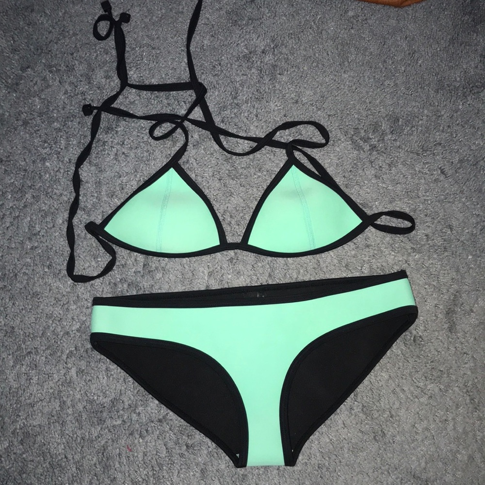 Triangl bikini
